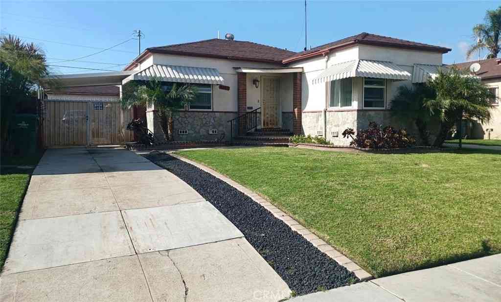 Homes For Sale - 8715 S Van Ness<br/> Inglewood, CA 90305