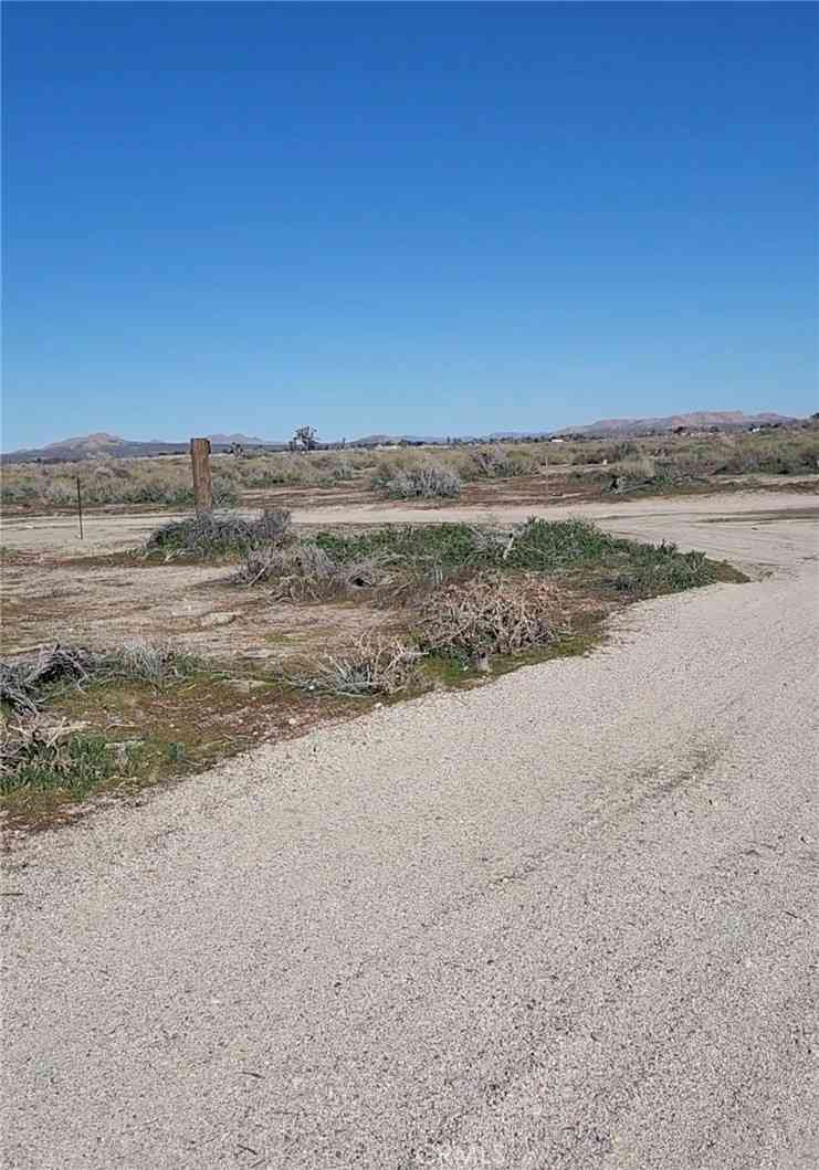 Vacant Land For Sale - Vic Ave R Vic 80th Ste<br/> Palmdale, CA 93552