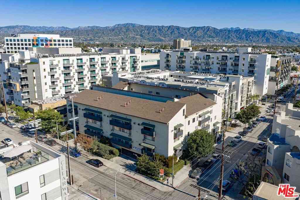 Homes For Sale - 11231 Otsego Street<br/> North Hollywood, CA 91601