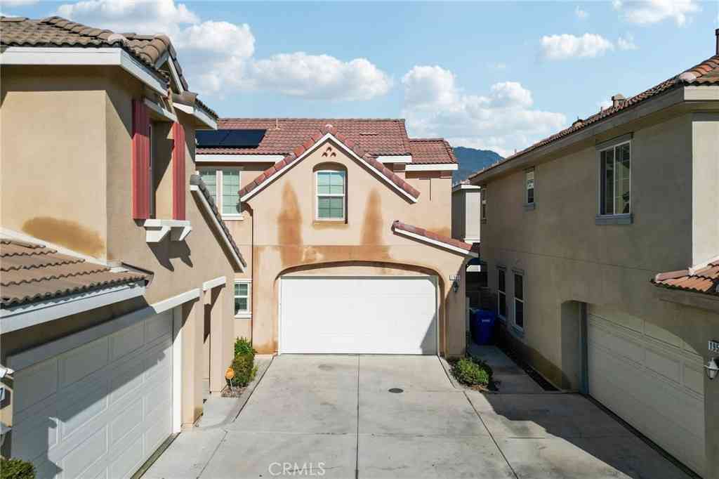 Homes For Sale - 1951 W Provost Place<br/> San Bernardino, CA 92407
