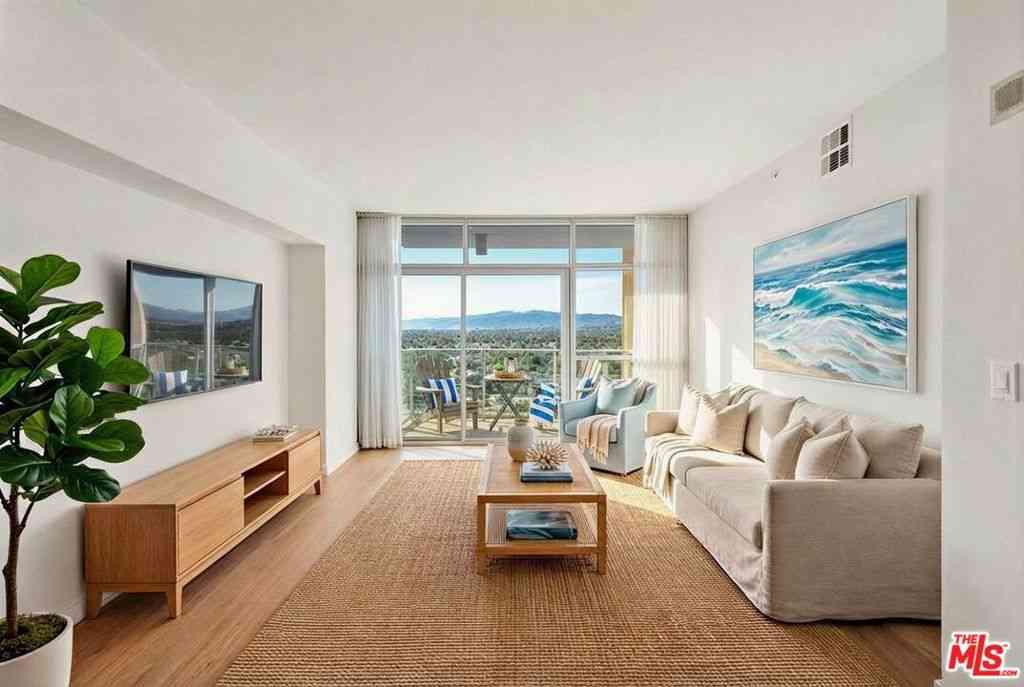 Condo For Sale - 13700 Marina Pointe Drive #1411<br/> Marina Del Rey, CA 90292