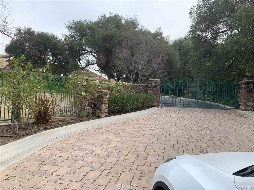 Vacant Land For Sale - 27198 Sand Canyon Road<br/> Canyon Country, CA 91387