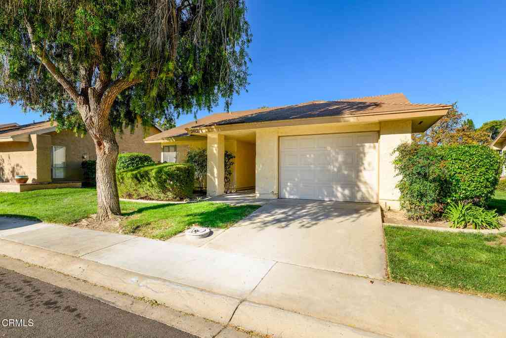 Homes For Sale - 24121 Village 24<br/> Ventura County, Camarillo, CA 93012