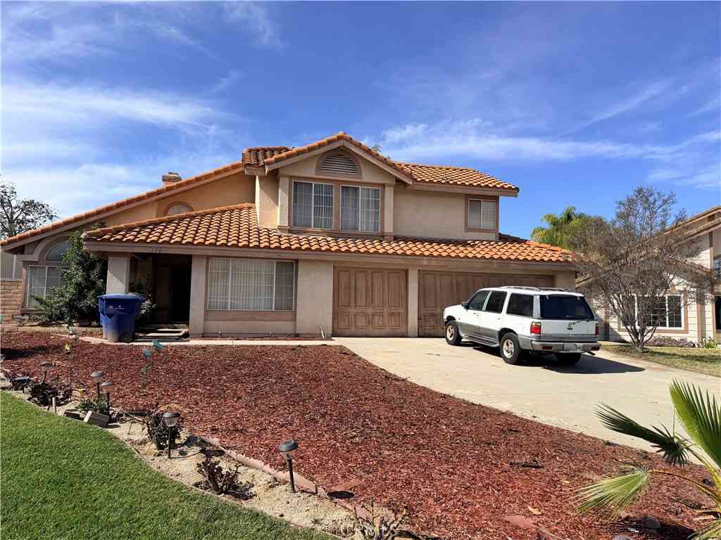 Homes For Sale - 110 Sandpoint<br/> Riverside, CA 92506