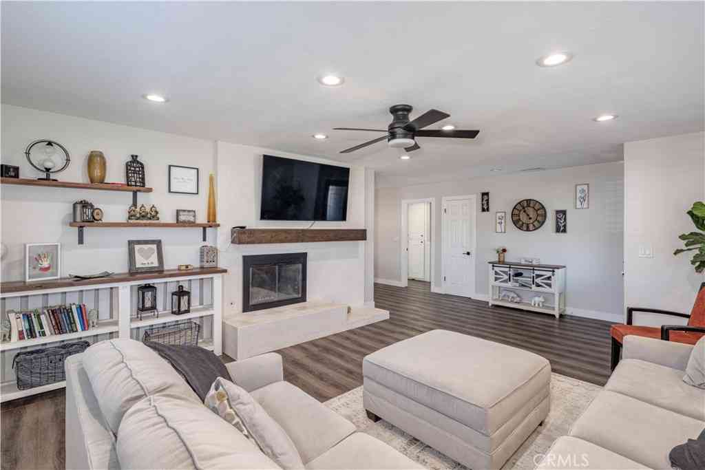 Multifamily For Sale - 824 S Dune<br/> Anaheim, CA 92806