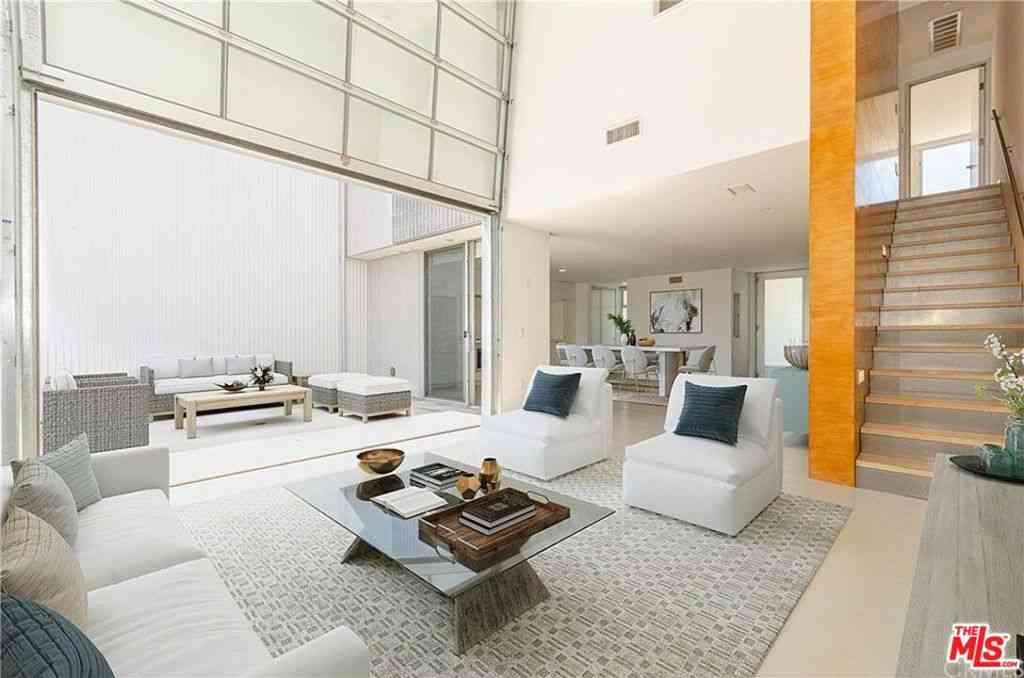 Condo For Sale - 901 Hancock Avenue #314<br/> West Hollywood, CA 90069