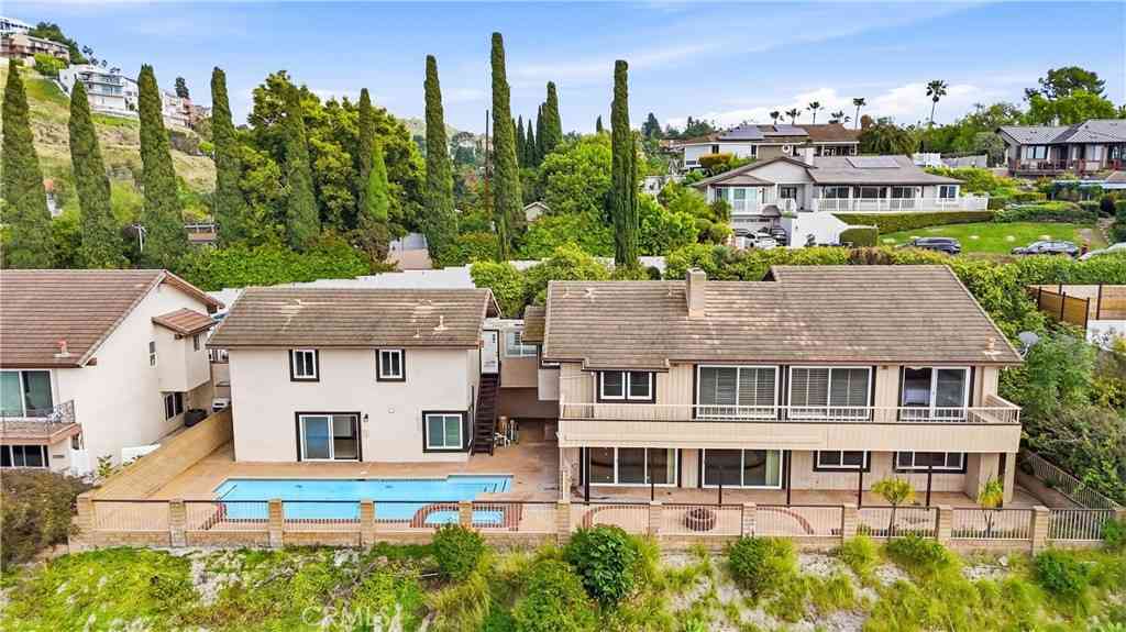 Homes For Sale - 18831 Winnwood Lane<br/> Santa Ana, CA 92705