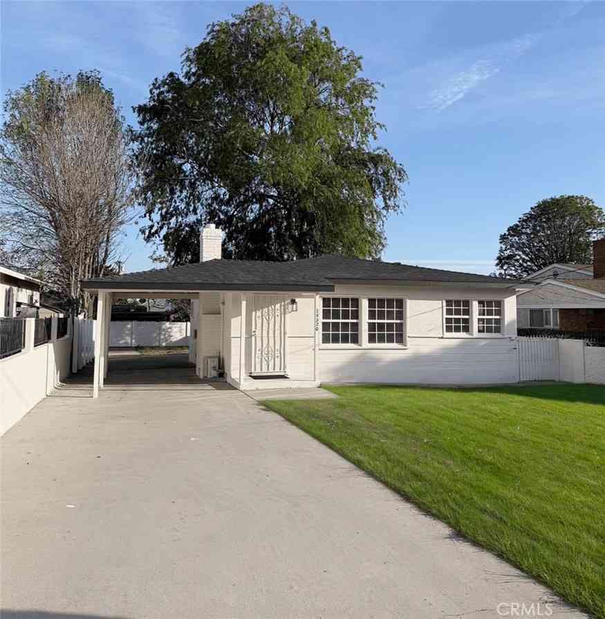 Homes For Sale - 15320 Bledsoe<br/> Sylmar, CA 91342