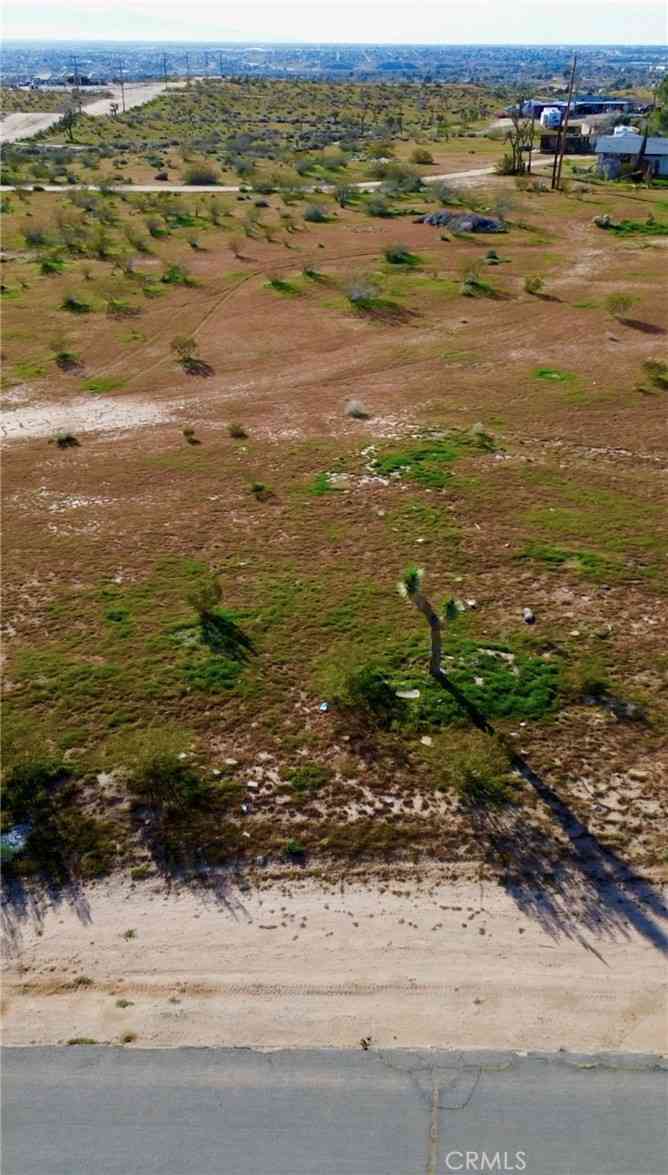 Vacant Land For Sale - 11300 Merino Avenue<br/> Apple Valley, CA 92308