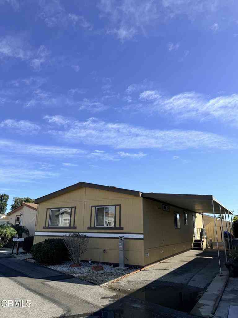 Mobile Home For Sale - 1407 Peach Avenue #14<br/> Ventura County, Oxnard, CA 93033