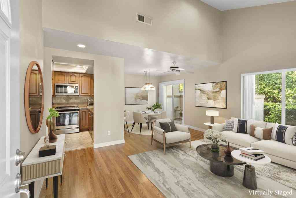 Townhouse For Sale - 5440 Baltimore Dr. #137<br/> La Mesa, CA 91942