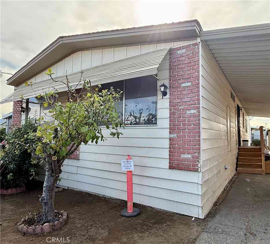 Mobile Home For Sale - 25526 Redlands Boulevard #157<br/> Loma Linda, CA 92354