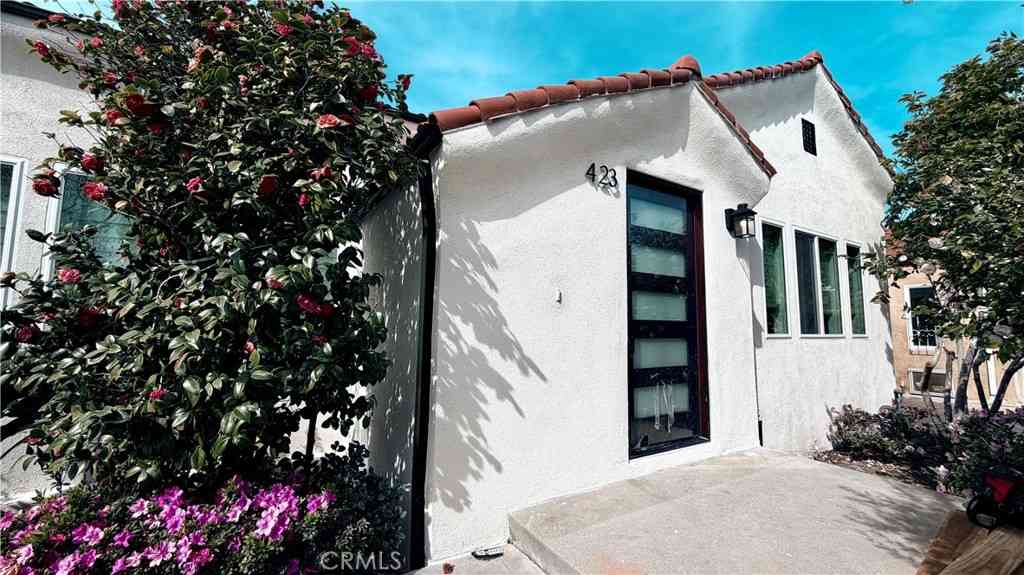 Homes For Rent - 423 S Citrus<br/> Los Angeles, CA 90036