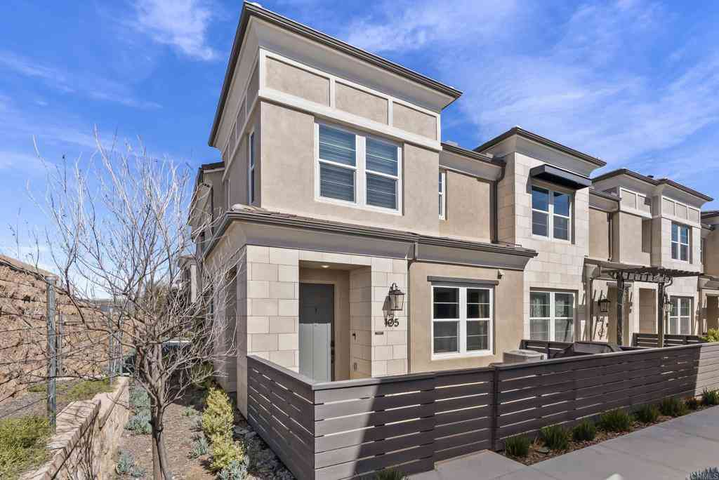 Townhouse For Sale - 1209 Sunrise View #105<br/> San Marcos, CA 92078