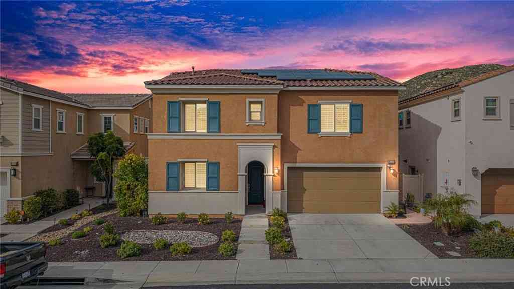 Homes For Sale - 24458 Preston Court<br/> Lake Elsinore, CA 92532
