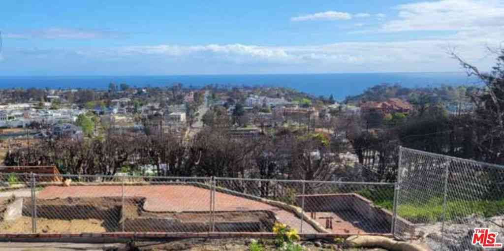 Vacant Land For Sale - 15306 Mc Kendree Avenue<br/> Pacific Palisades, CA 90272