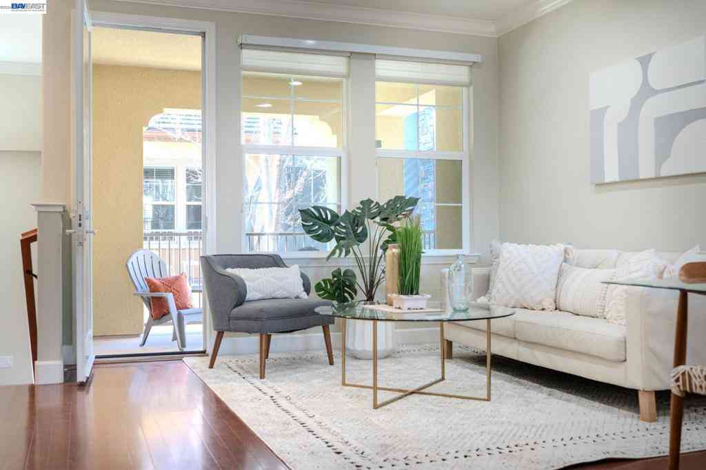 Condo For Sale - 493 Tristania Terrace<br/> Sunnyvale, CA 94086
