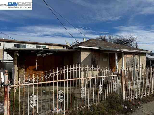Homes For Sale - 1413 Post Ave<br/> San Pablo, CA 94806