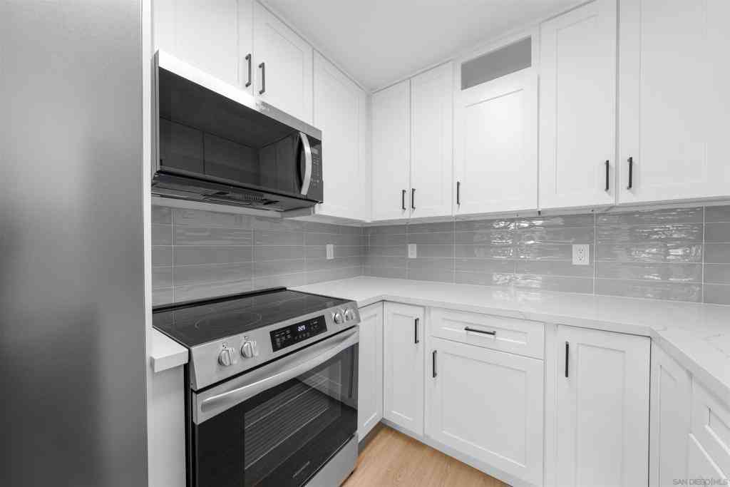 Condo For Sale - 1030 Robinson Ave #205<br/> San Diego, CA 92103