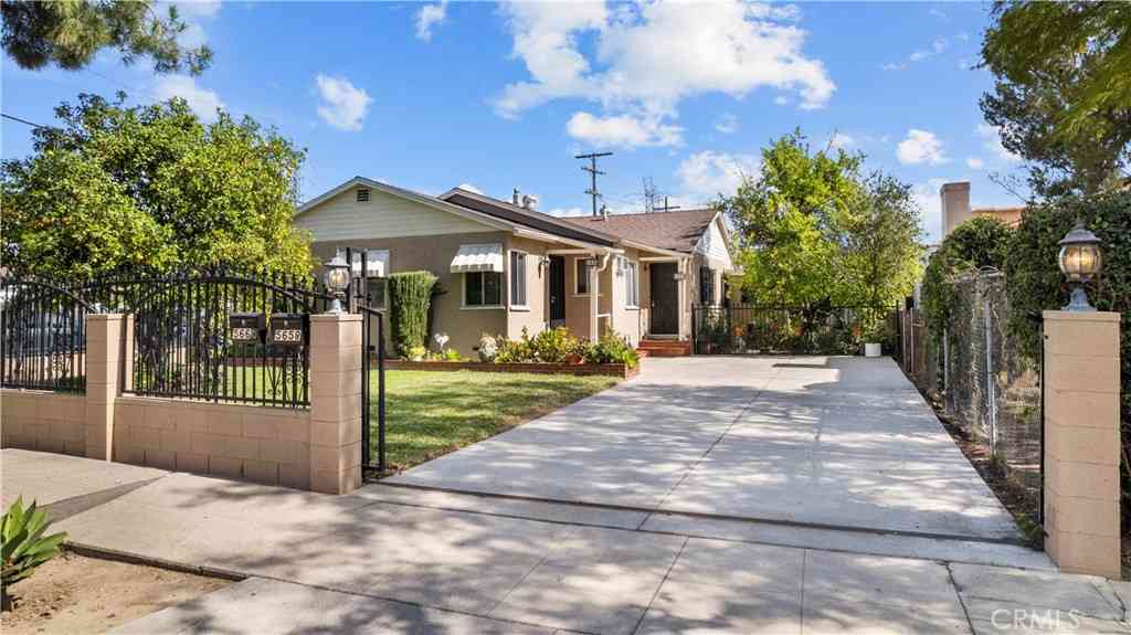Multifamily For Sale - 5658 Willowcrest Ave<br/> North Hollywood, CA 91601