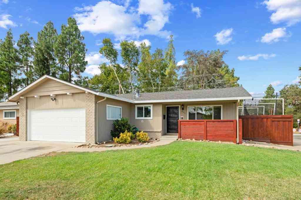 Homes For Sale - 401 Arnold Drive<br/> Gilroy, CA 95020