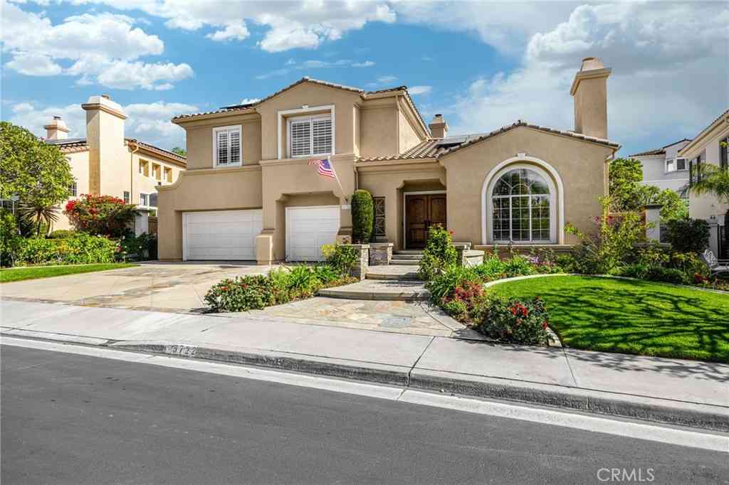 Homes For Sale - 5722 Glen Oaks<br/> La Verne, CA 91750