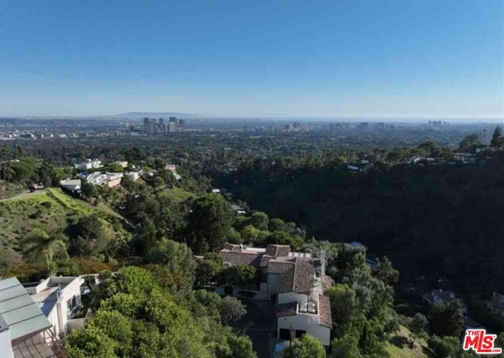 Vacant Land For Sale - 1551 Summitridge Drive<br/> Beverly Hills, CA 90210