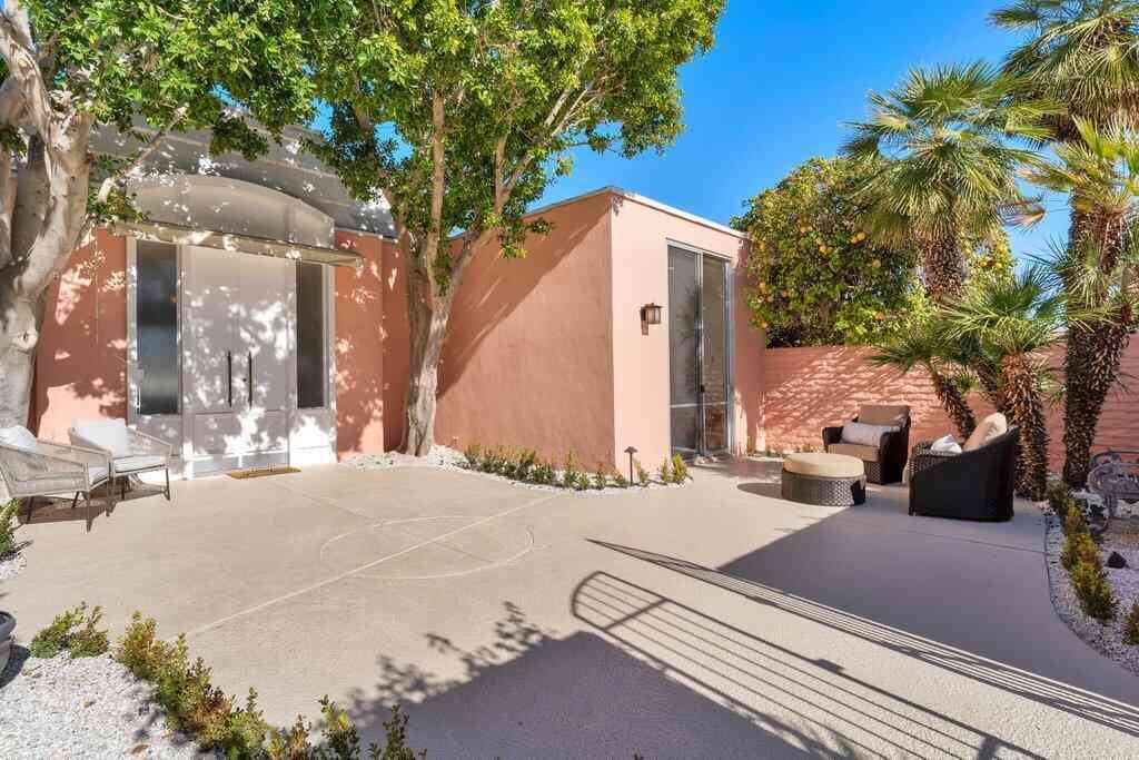 Condo For Rent - 47126 El Menara Circle<br/> Palm Desert, CA 92260