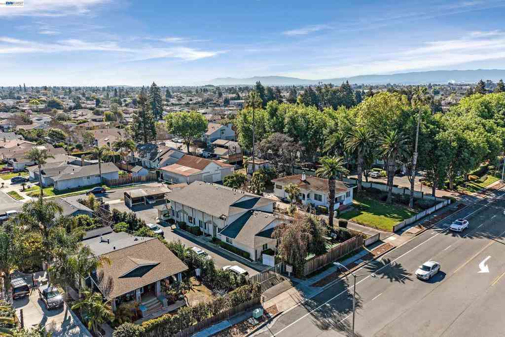 Homes For Sale - 4560 Thornton Avenue<br/> Fremont, CA 94536