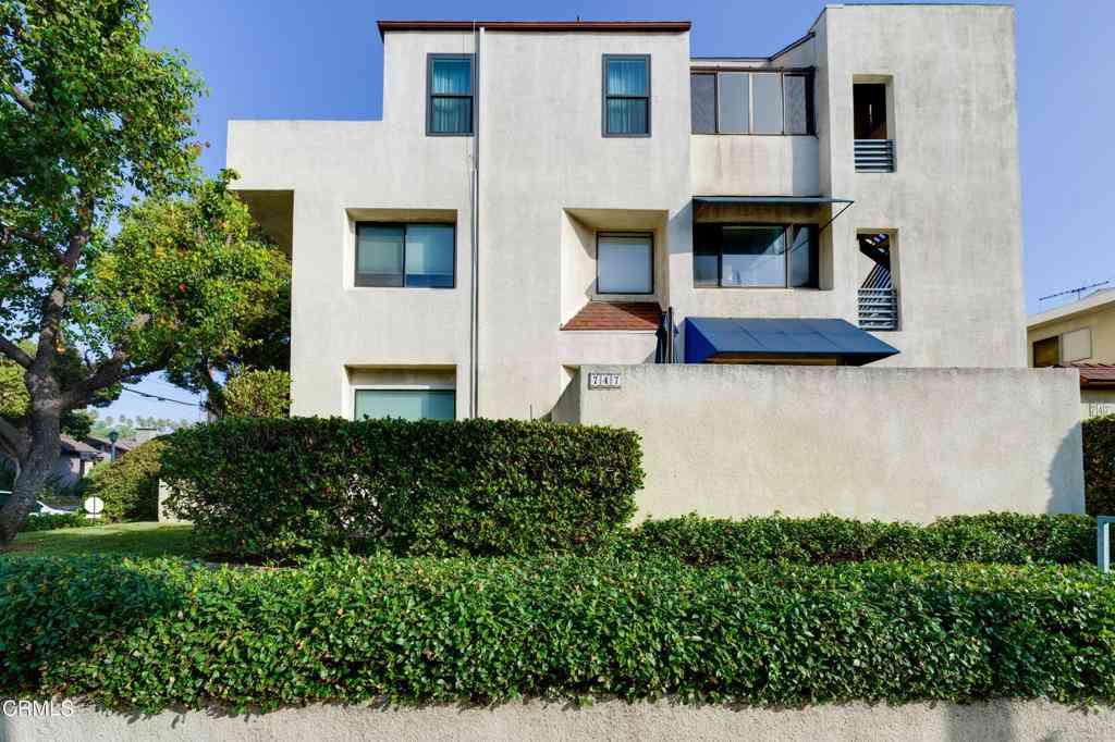 Condo For Rent - 747 E California Boulevard #4<br/> Pasadena, CA 91106
