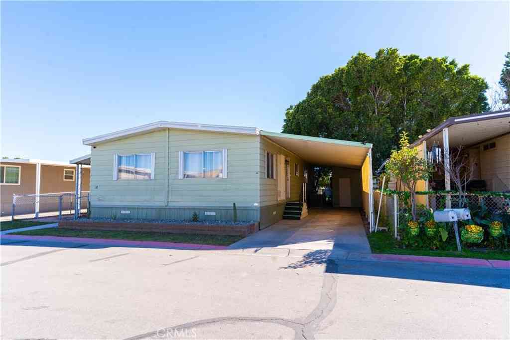 Mobile Home For Sale - 251 S Colorado River #38<br/> Blythe, CA 92225