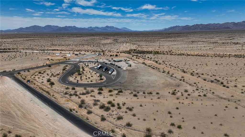 Vacant Land For Sale - Sw 1/4 Of Sec 25, Tp 6 S, R 20 E,<br/> Blythe, CA 00000
