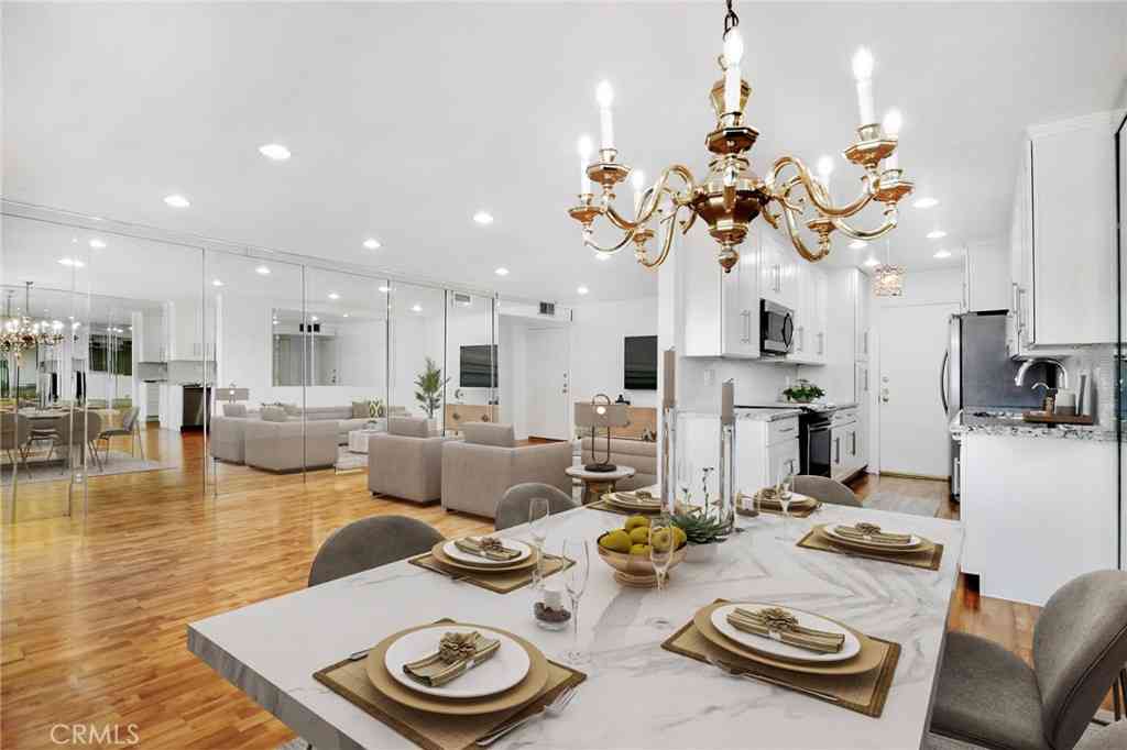 Condo For Sale - 5400 Lindley Avenue #101<br/> Encino, CA 91316