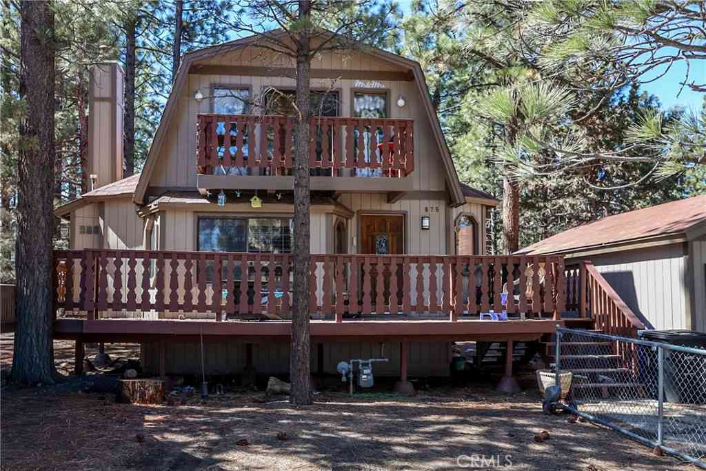 Homes For Sale - 875 D Lane<br/> Big Bear City, CA 92314