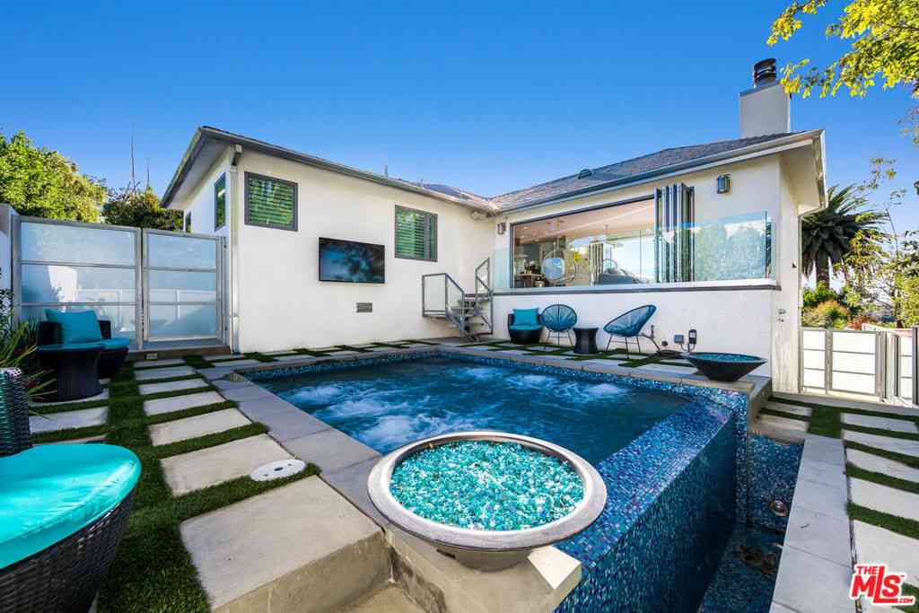 Homes For Rent - 3490 Wonder View Place<br/> Los Angeles, CA 90068