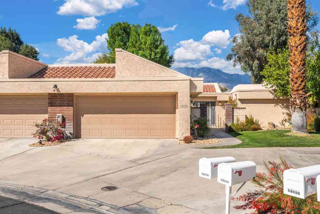 Condo For Sale - 68698 Calle Tafalla<br/> Cathedral City, CA 92234