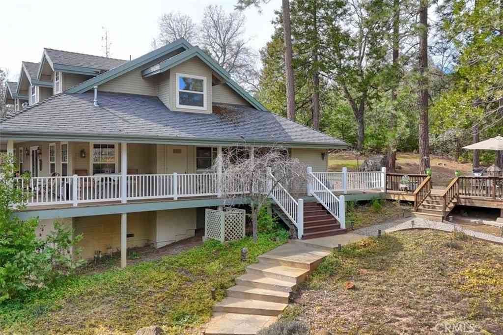 Homes For Sale - 36328 Finegold Creek Drive<br/> North Fork, CA 93643