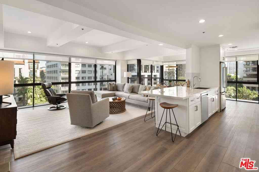 Condo For Sale - 10790 Wilshire Boulevard #503<br/> Los Angeles, CA 90024