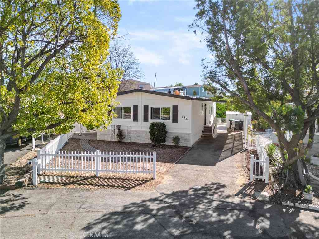 Mobile Home For Sale - 31130 S General Kearny Road #136<br/> Temecula, CA 92591