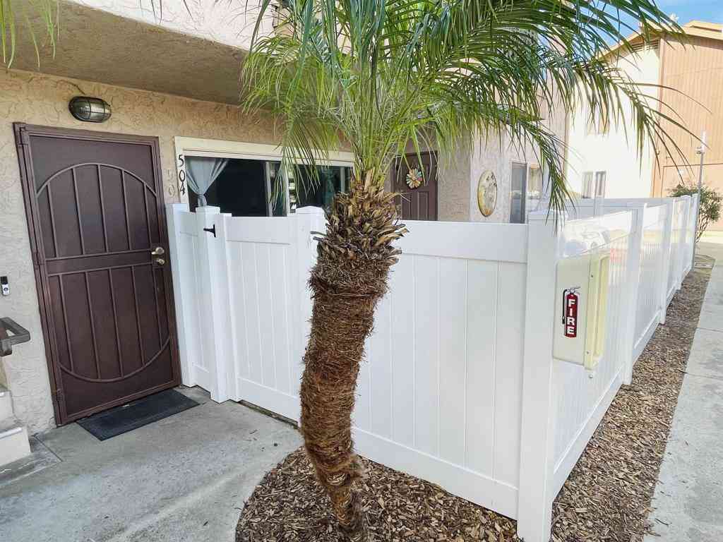 Condo For Sale - 12750 Laurel Street #504<br/> Lakeside, CA 92040