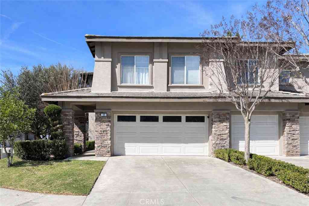 Townhouse For Sale - 48 Spoon<br/> Coto de Caza, CA 92679