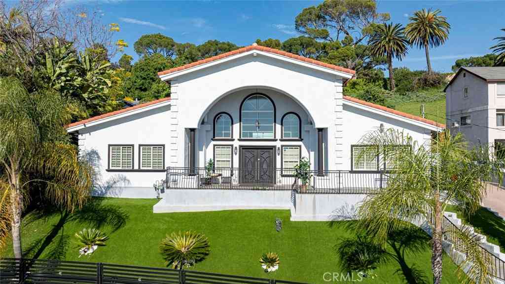 Homes For Sale - 3173 Weldon Avenue<br/> Los Angeles, CA 90065