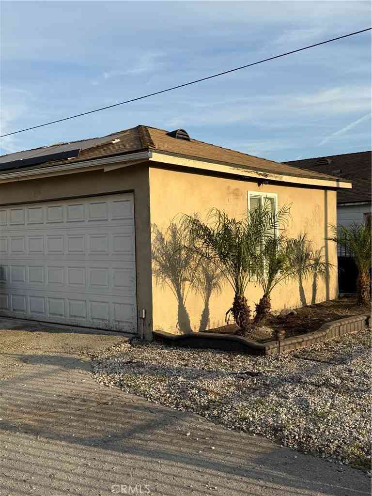 Homes For Sale - 1608 N Grape<br/> Compton, CA 90222