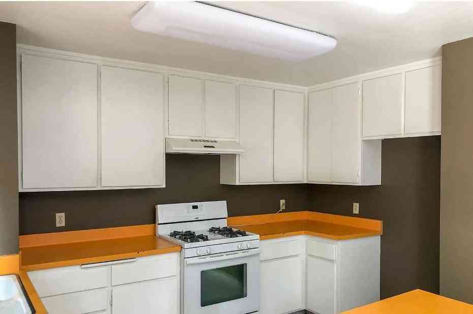Apartment For Rent - 2240 India Street<br/> Los Angeles, CA 90039