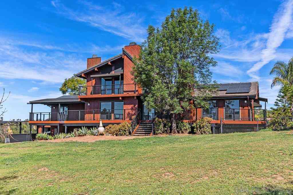 Homes For Sale - 30830 Ranch Creek Rd<br/> Valley Center, CA 92082