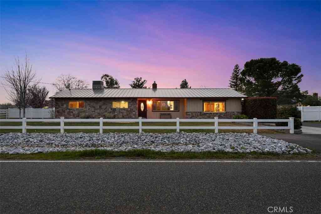 Homes For Sale - 14115 Trinity Avenue<br/> Tehama County, Red Bluff, CA 69080