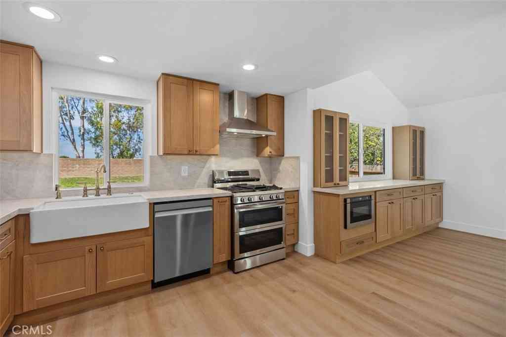 Homes For Sale - 21081 Paseo Verdura<br/> Lake Forest, CA 92630