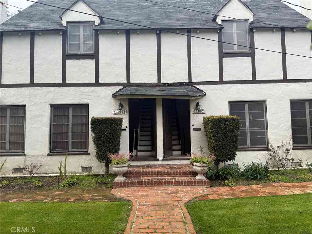 Homes For Sale - 1437 Greenfield Avenue<br/> Los Angeles, CA 90025