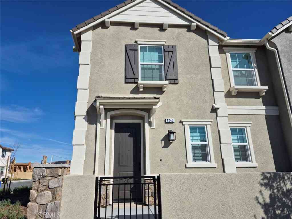 Condo For Rent - 4243 Rincon<br/> Ontario, CA 91761