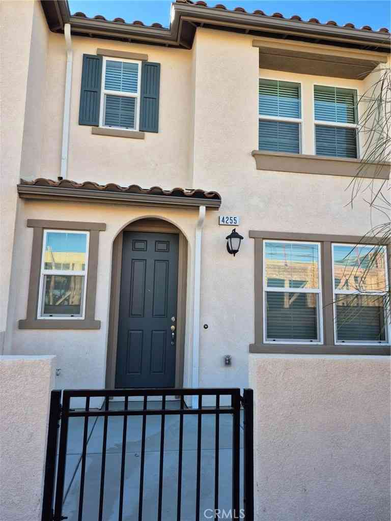 Condo For Rent - 4255 E Carmel Privado<br/> Ontario, CA 91761